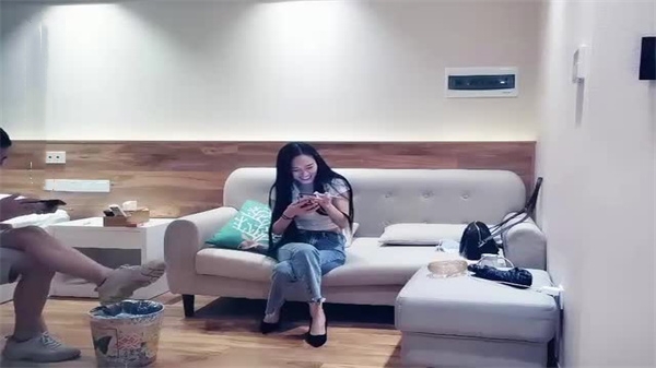 探花实录 长发极品骚妹被狂操到潮喷